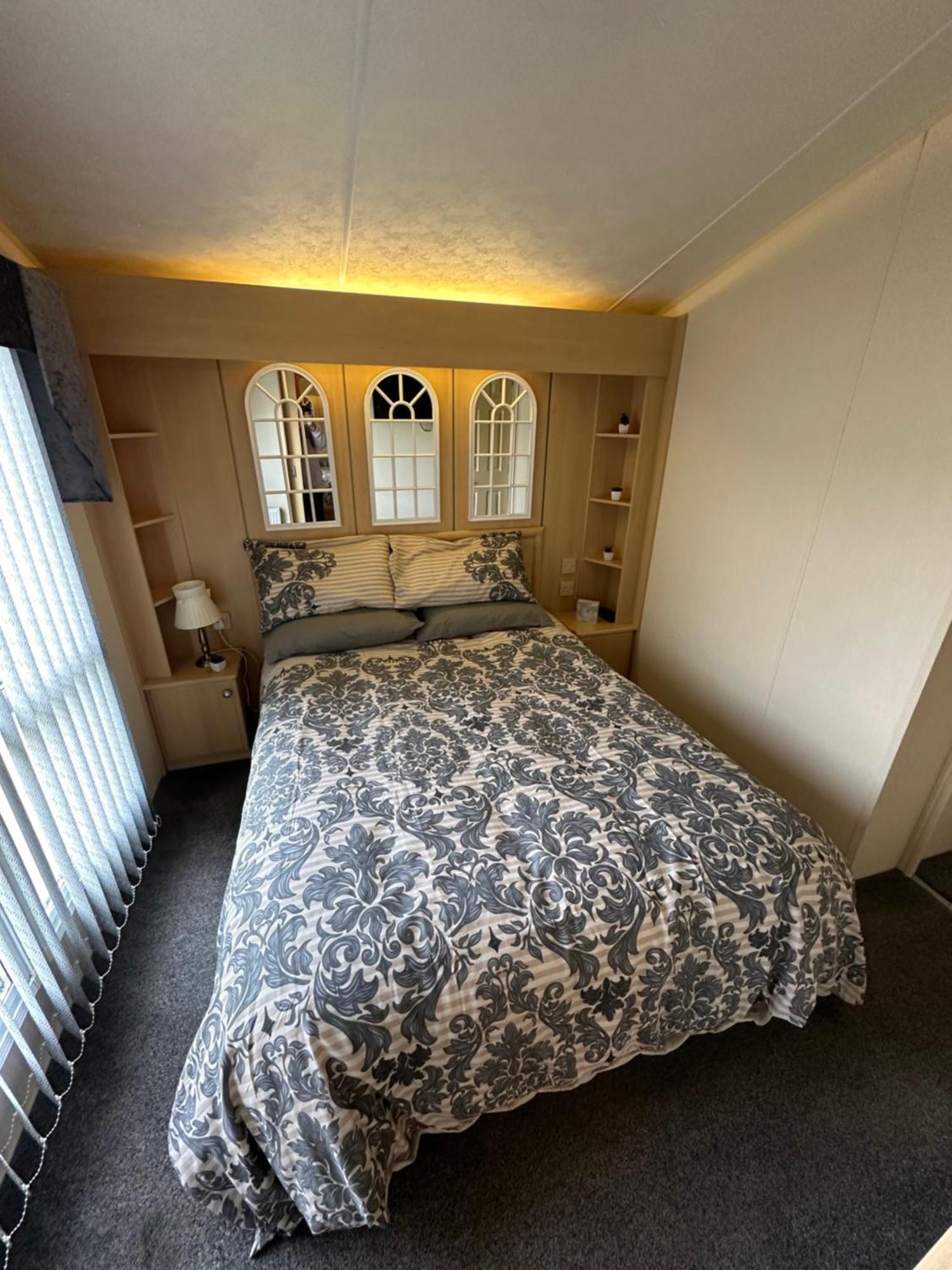 6 Berth Waterside D1 Santanavan 5 Camping Ingoldmells
