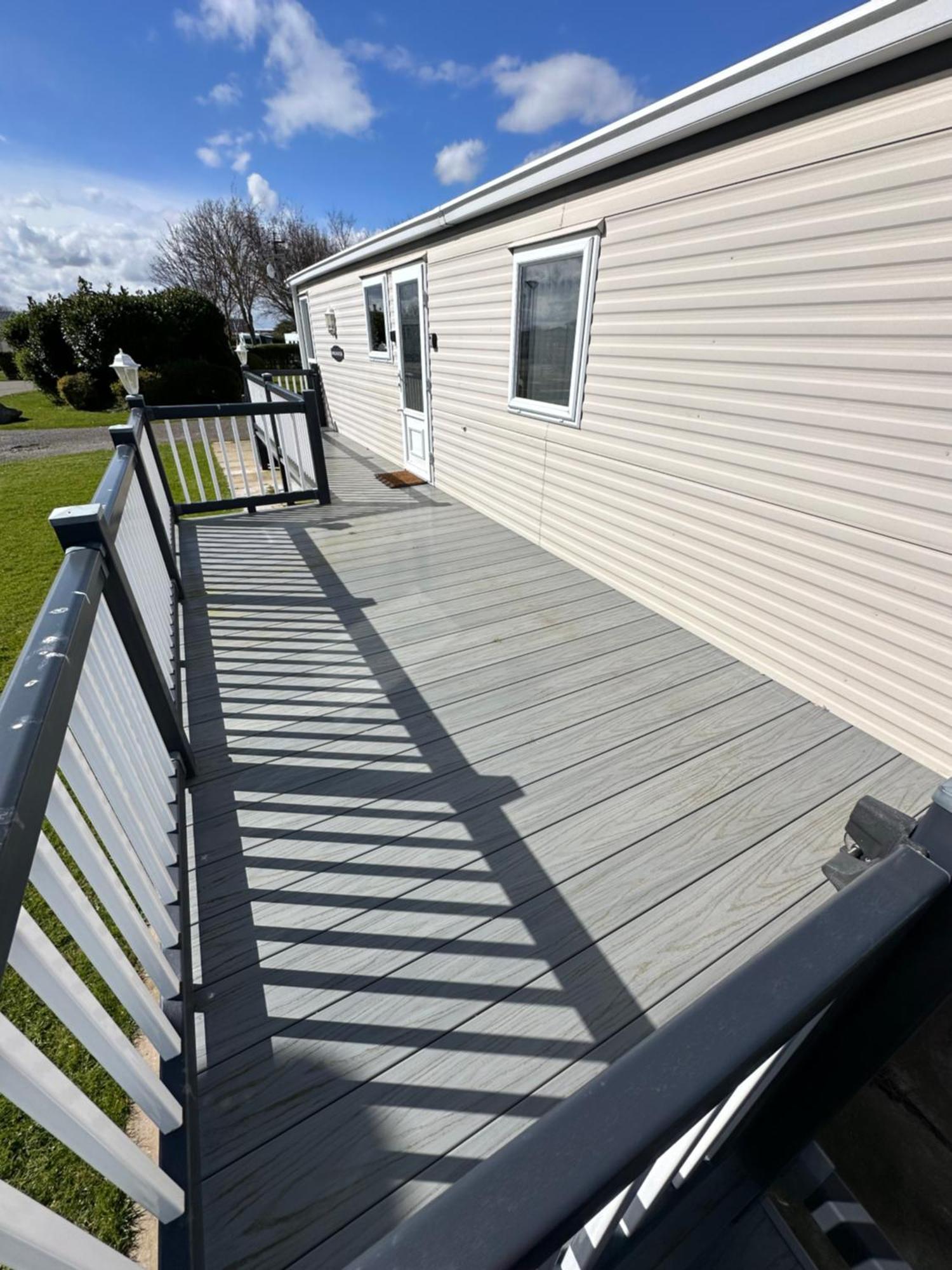Camping 6 Berth Waterside D1 Santanavan 5 *