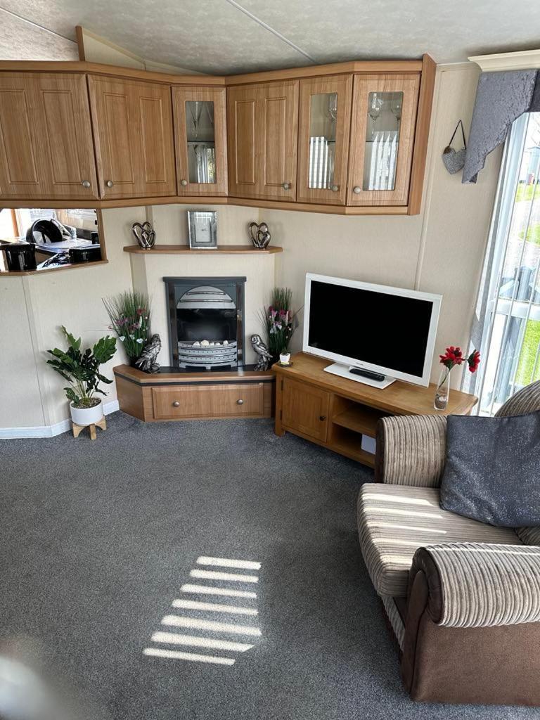 Campsite 6 Berth Waterside D1 Santanavan 5 *